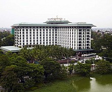 Chatrium Hotel Royal Lake Yangon